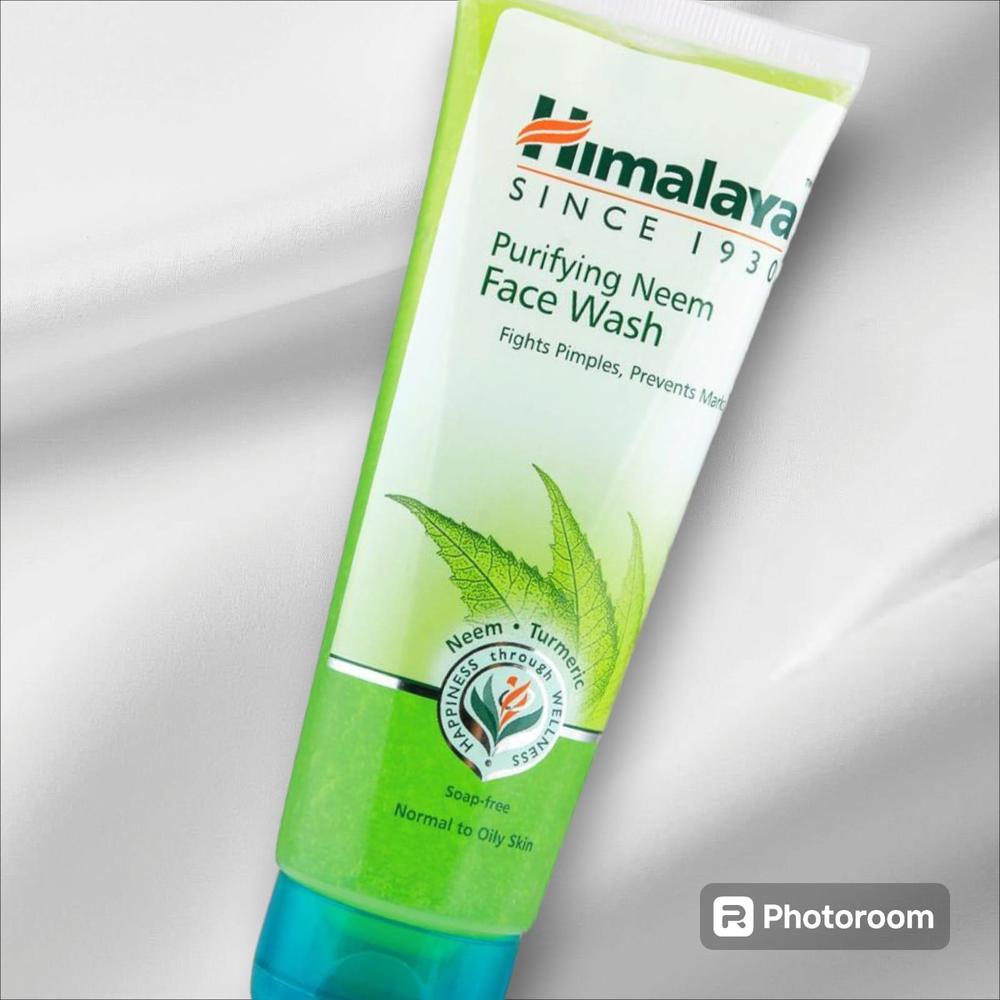 Himalaya Purifying Neem Face Wash tube 